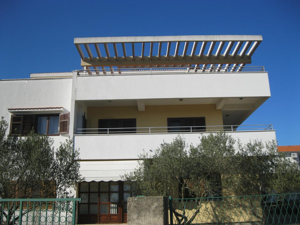Apartment Promona Drniš Chambre photo